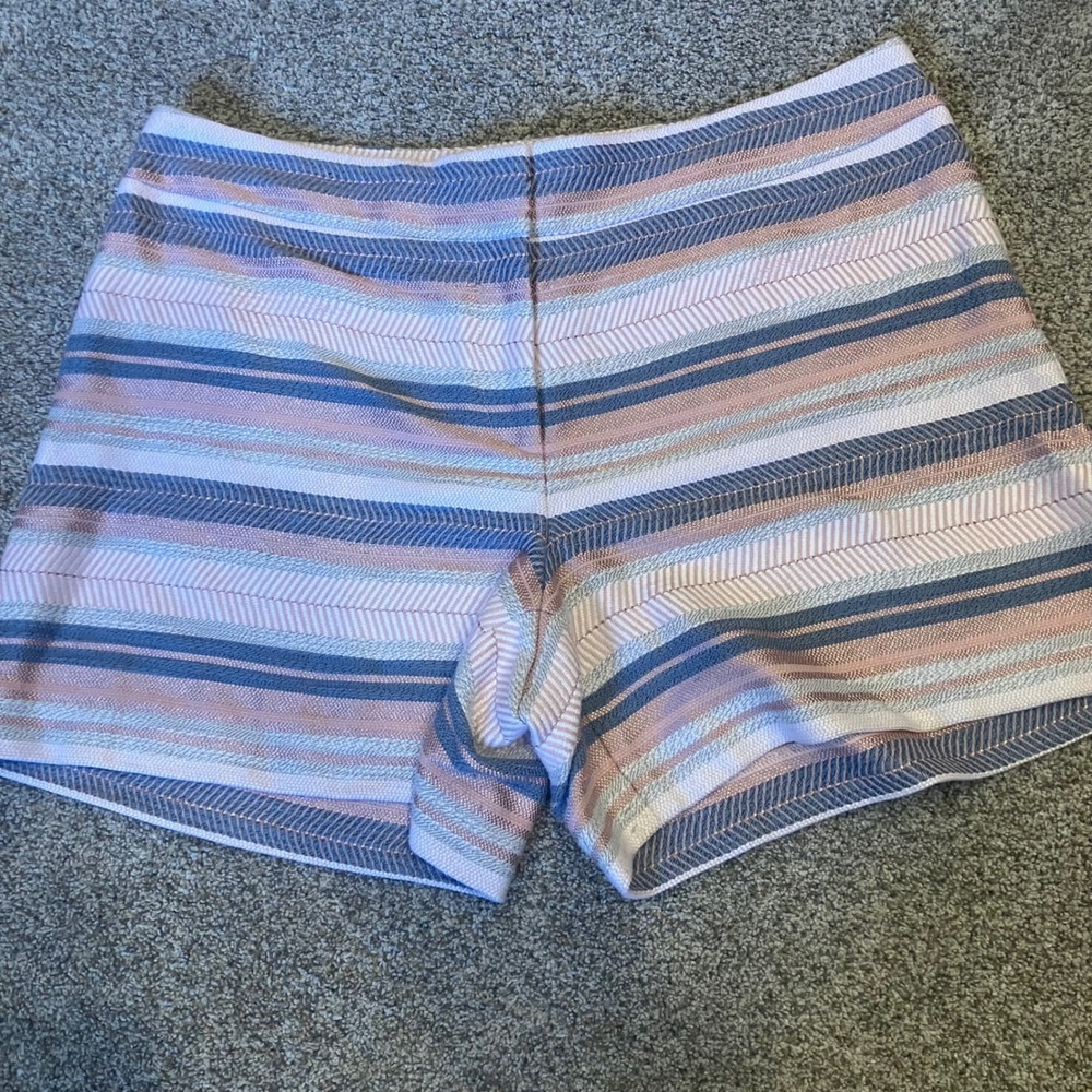 Ann Taylor Factory Signature Striped Jacquard Shorts Blue Pink Metallic Size 8